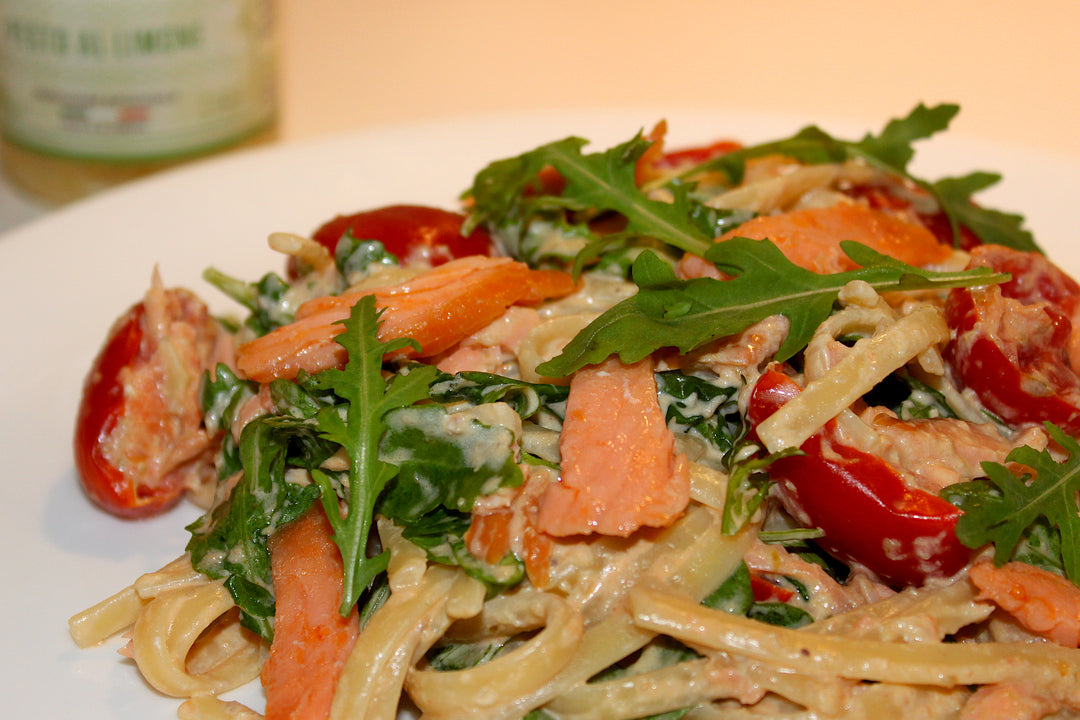 Rezept: Tagliatelle mit Zitronenpesto & Lachs