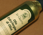 Natives Olivenöl extra aus Taggiasca Oliven von Il Caruggiu - Nahaufnahme